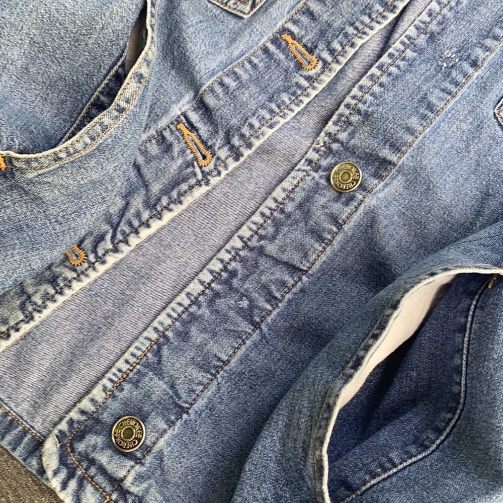 Spring jean jacket - Picture 5 of 5